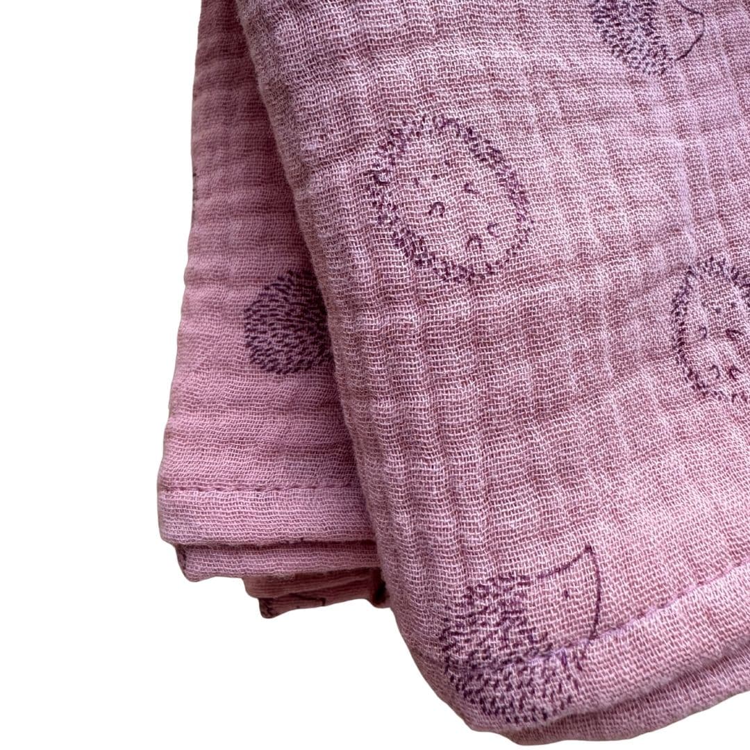 Gaze de coton rose du lange bébé hérisson Moomie