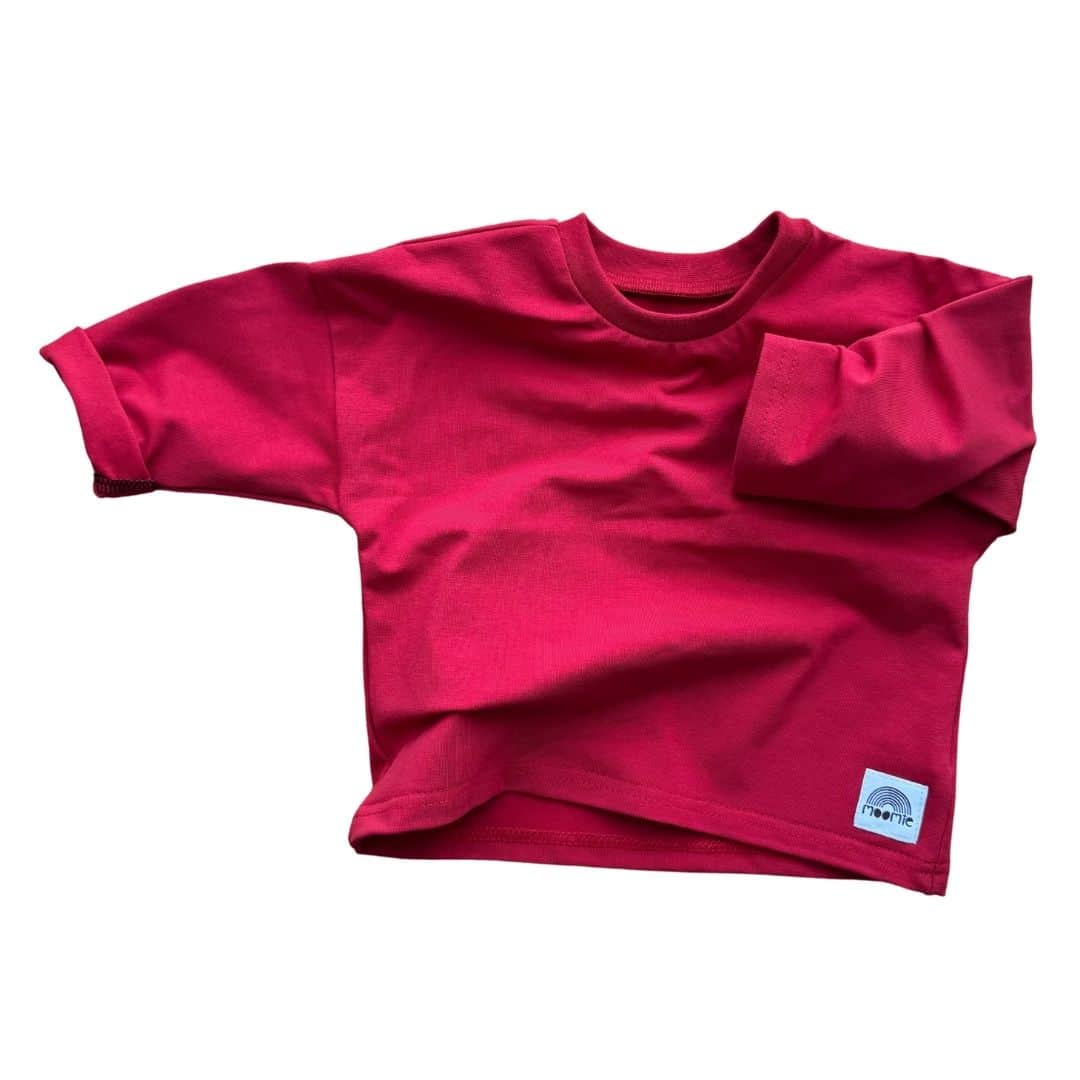 T-shirt bébé manches longues rouge uni, coupe légèrement oversize, fabriqué en France